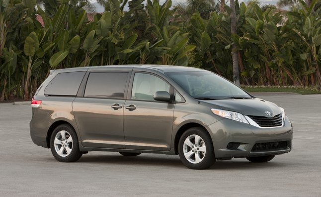 „Toyota Sienna“ kaina nuo 27 780 USD