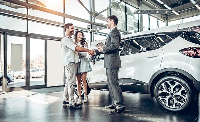 10 geriausių automobilių pasiūlymų rugpjūtį